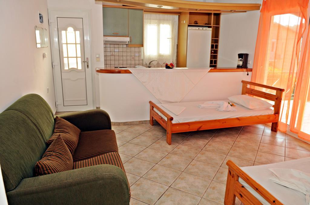 Klima  Posidonio Hotel الغرفة الصورة