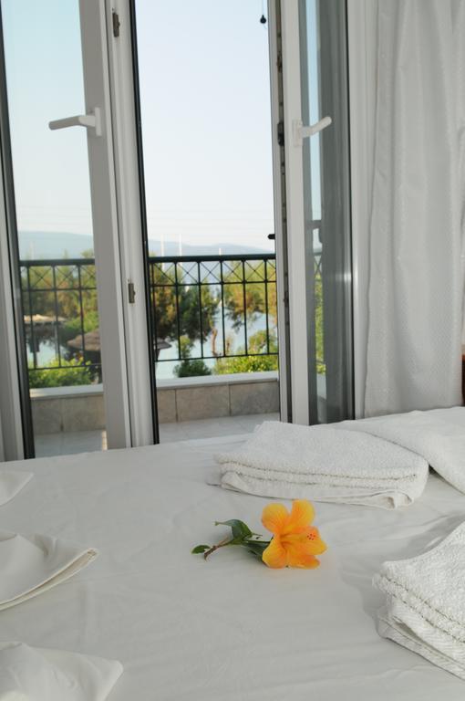 Klima  Posidonio Hotel الغرفة الصورة